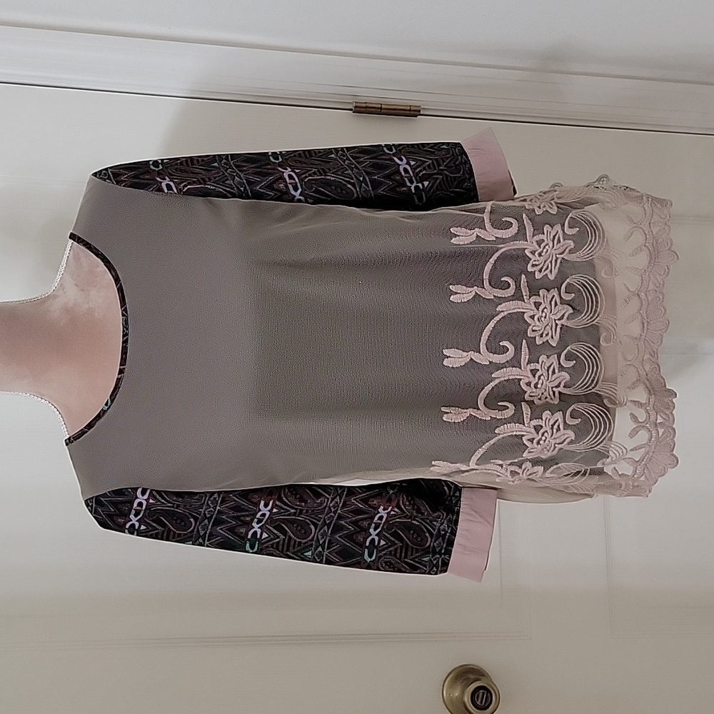 Gimmicks by BKE Embroidered Lace Overlay Open Back Top, Gently Used Condition